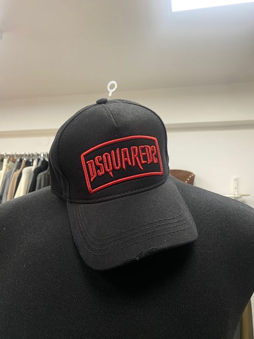 Шапка Balenciaga, Gucci, Dsquared2, Moncler