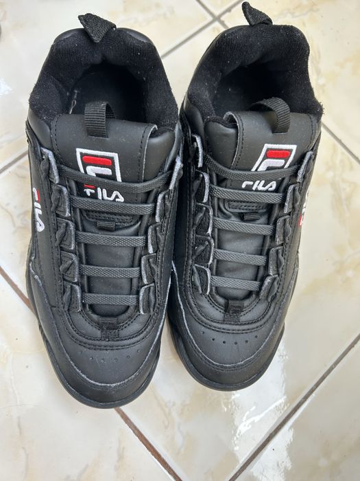 Adidasi Fila, fete, originali, marimea 38, negru si albi 37,5