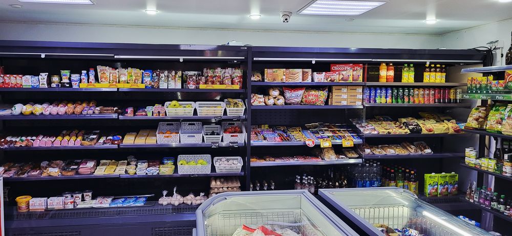 Продам холодильные витрины