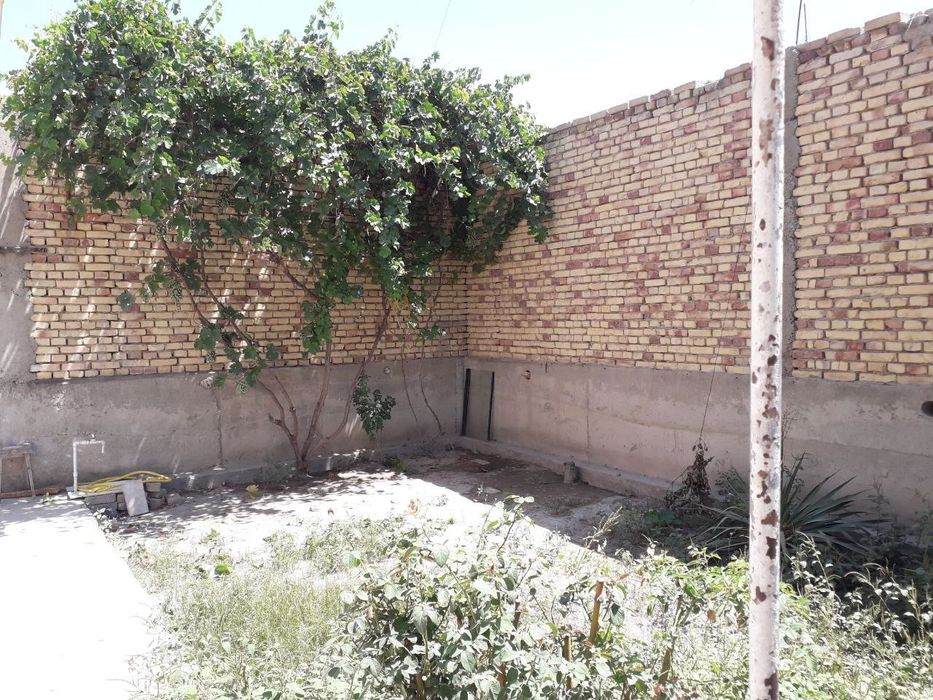 Сдаётся в аренду в саморкандском участок 3 комнаты