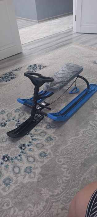 Продам санка снегоход