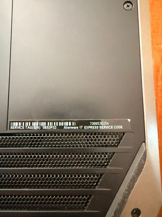 Alienware 17 R2 – Laptop Gaming Dragasani • OLX.ro