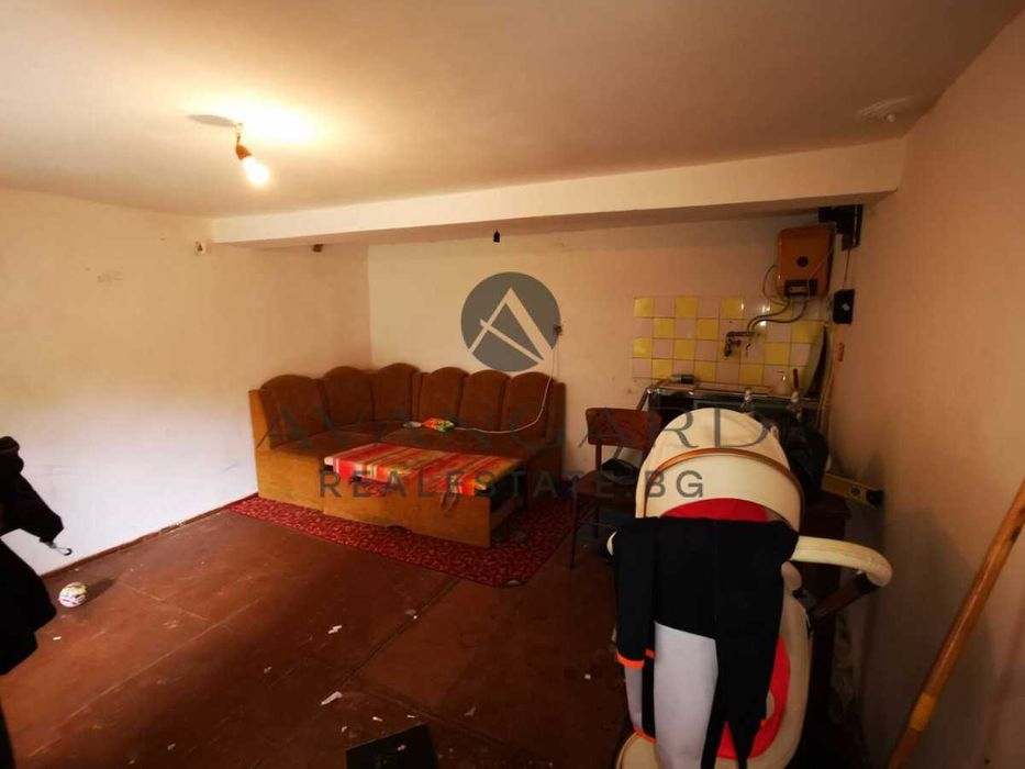 оф.19341 Тристаен с Гараж и Таванска стая до НАП