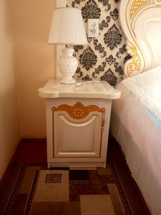 Ак спалный гарнитур сатылады