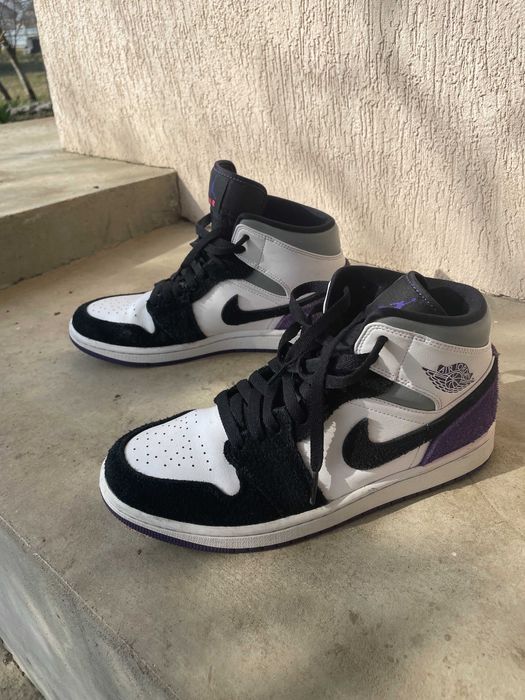 Nike Air Jordan 1 Retro Mid SE Court Purple
