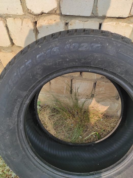 Продам одну шину б/у