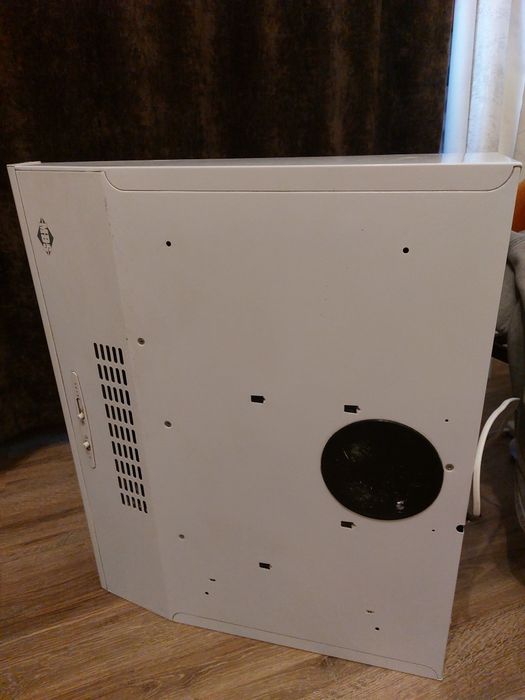 Продам вытяжку б/у