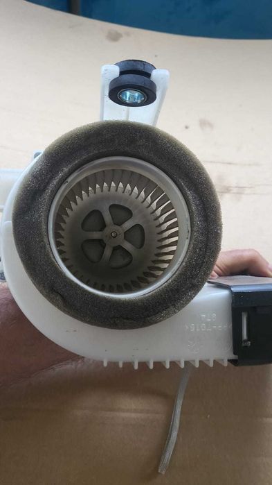 Ventilator baterie Hybrid Toyota Auris hybrid COD.G923012010