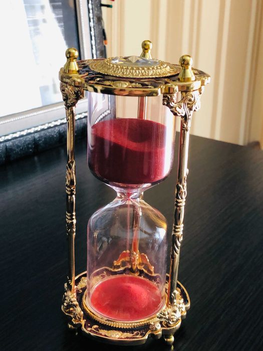 Часы песочные красные  15 мин