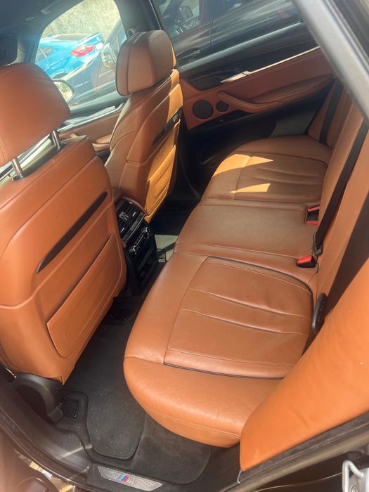 Bmw X5 50M d INDIVIDUAL 381 cp 2015 full option variante rate schimb