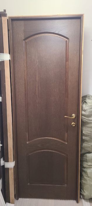 Продам двери межкомнатные 80*200