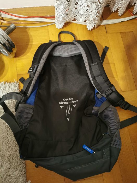 Deuter - туристическа раница