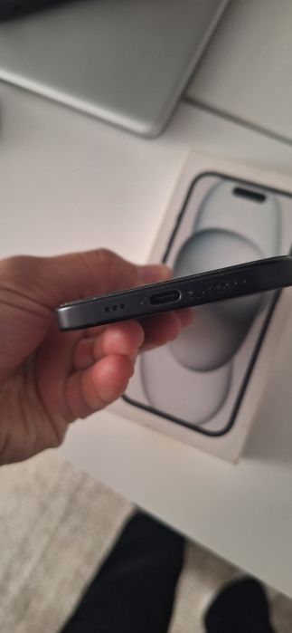 Продам Iphone 15