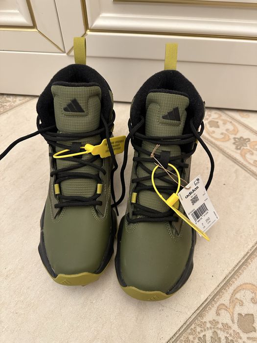 Зимние ботинки Adidas 40 размер