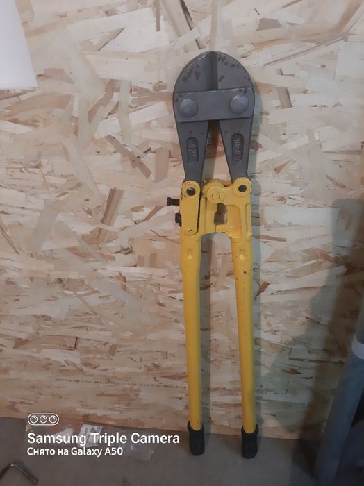 Болторезы новые  две штуки