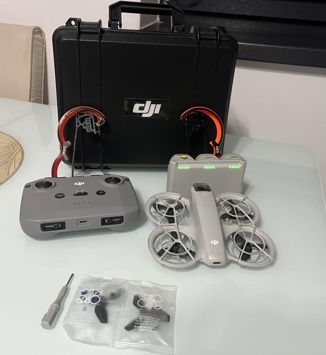 Drona DJI Neo Fly More Combo