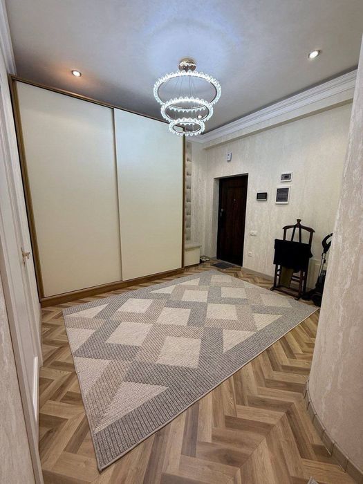 Qorasaroy Golden House 3 hona