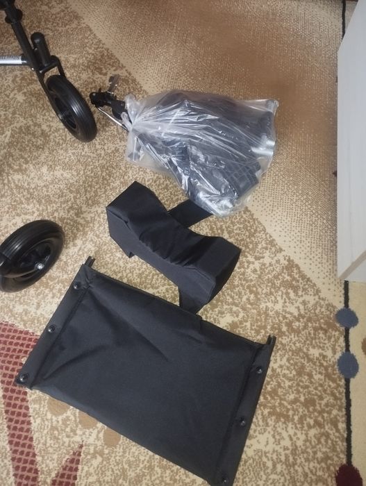Продам инвалидную коляску
