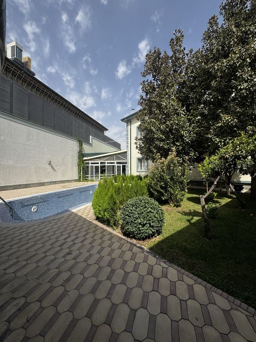 Продается земля, дом в подарок, цена 70.т за сотку