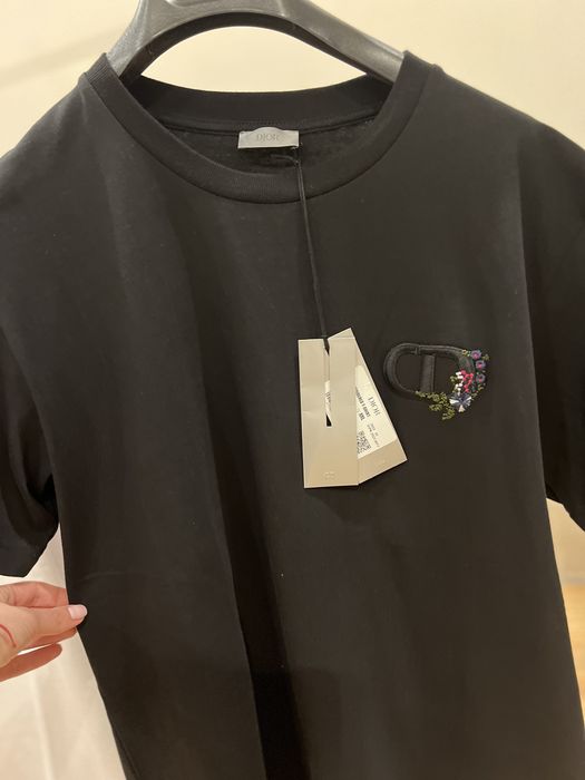 Мъжки тениски различни модели