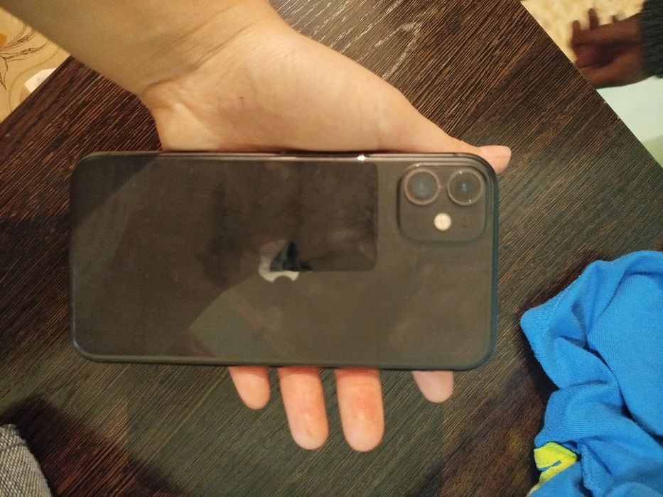 iPhone 11 память 128гб