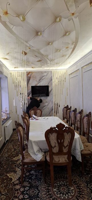 Evro remon, natyajnoy potolki, oboy