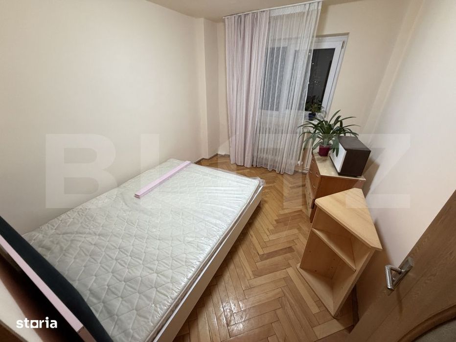 Apartament 4 camere, 74 mp, zona Cetate