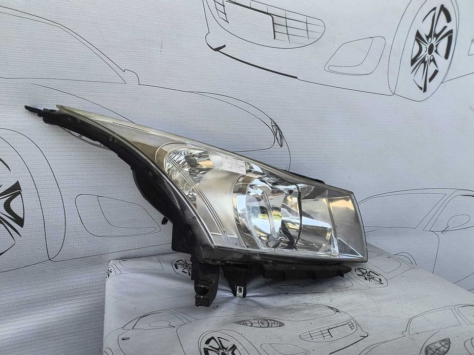 Far Dreapta Uk Halogen Chevrolet Cruze 2013 / 2009-2016 Cod OEM J95137780 (1E1)