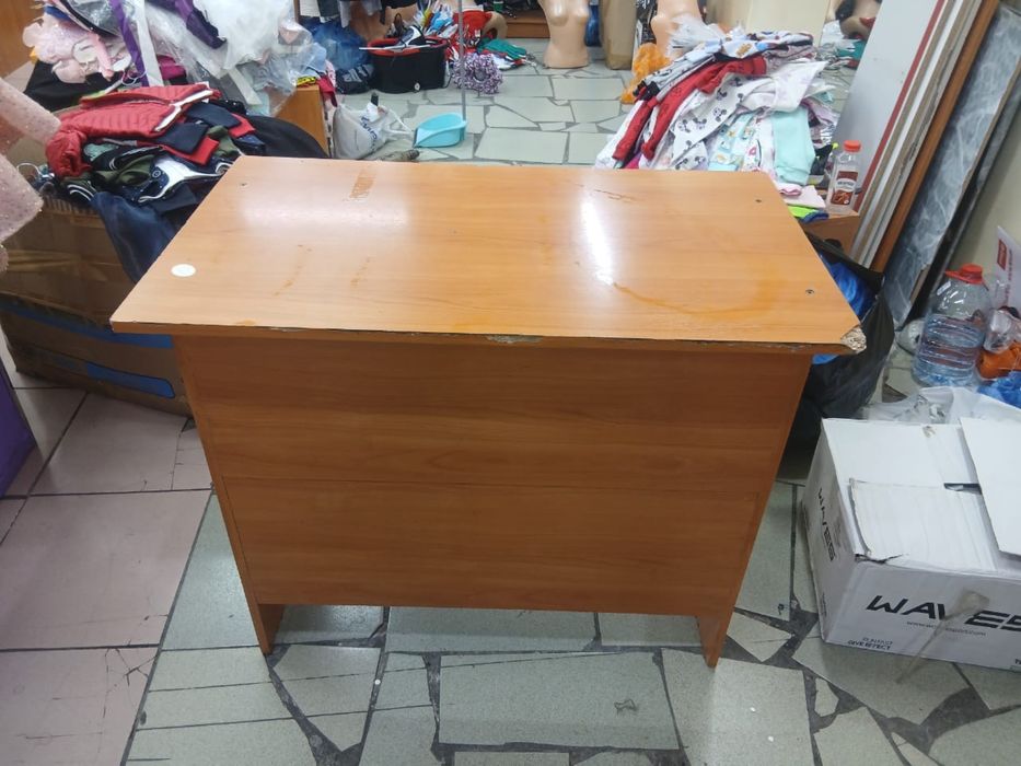 Столик срочноооо