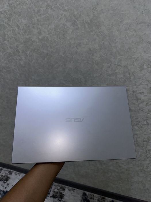 Asus Vivobook sotiladi