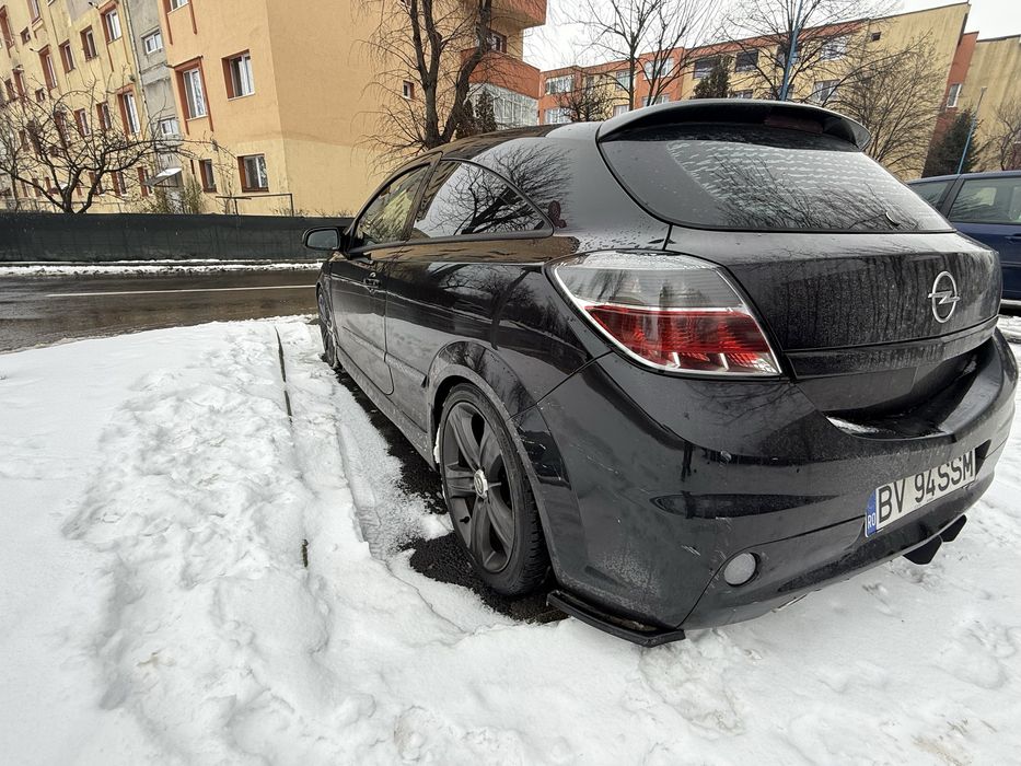 Opel astra H GTC 2006