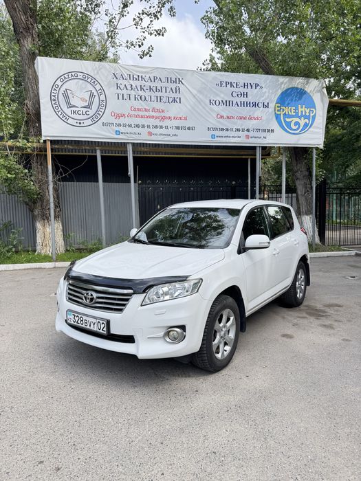 Toyota Rav4 2011