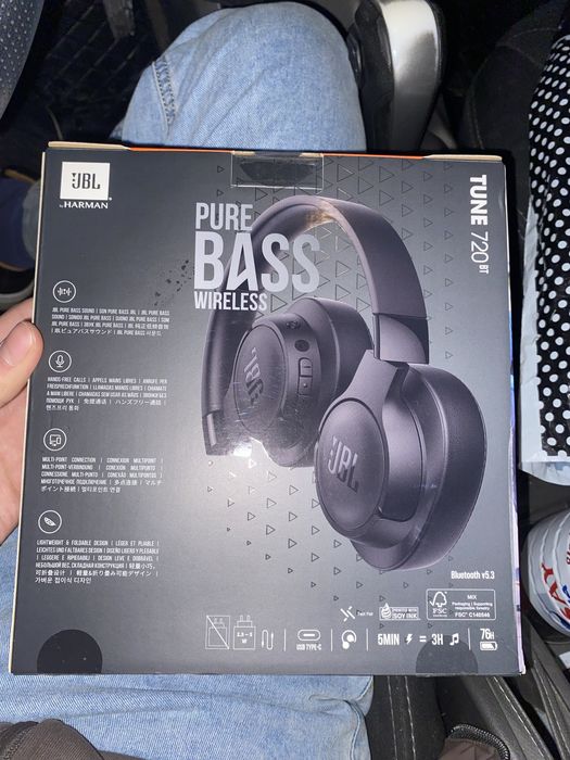 JBL наушиники TUNE 720BT