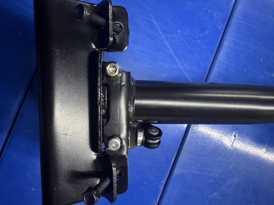 Седалка  с амортисьор за електрическа тротинетка скутер сваляема