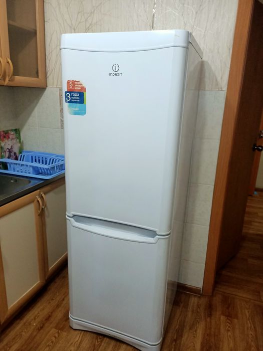 Холодильник Б/У РАБОЧИЙ