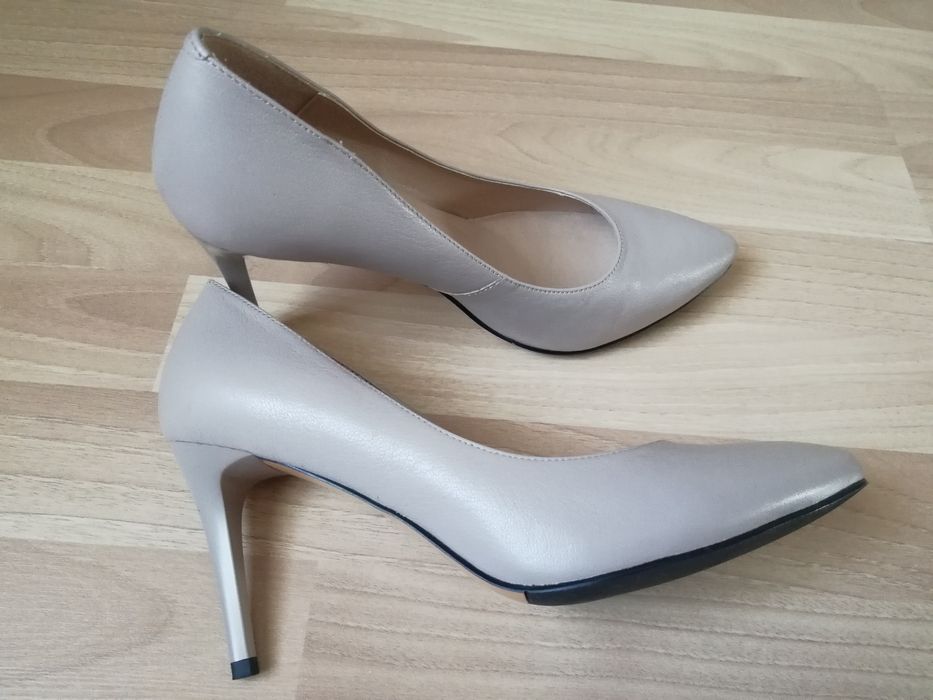 Продам туфли лодочки