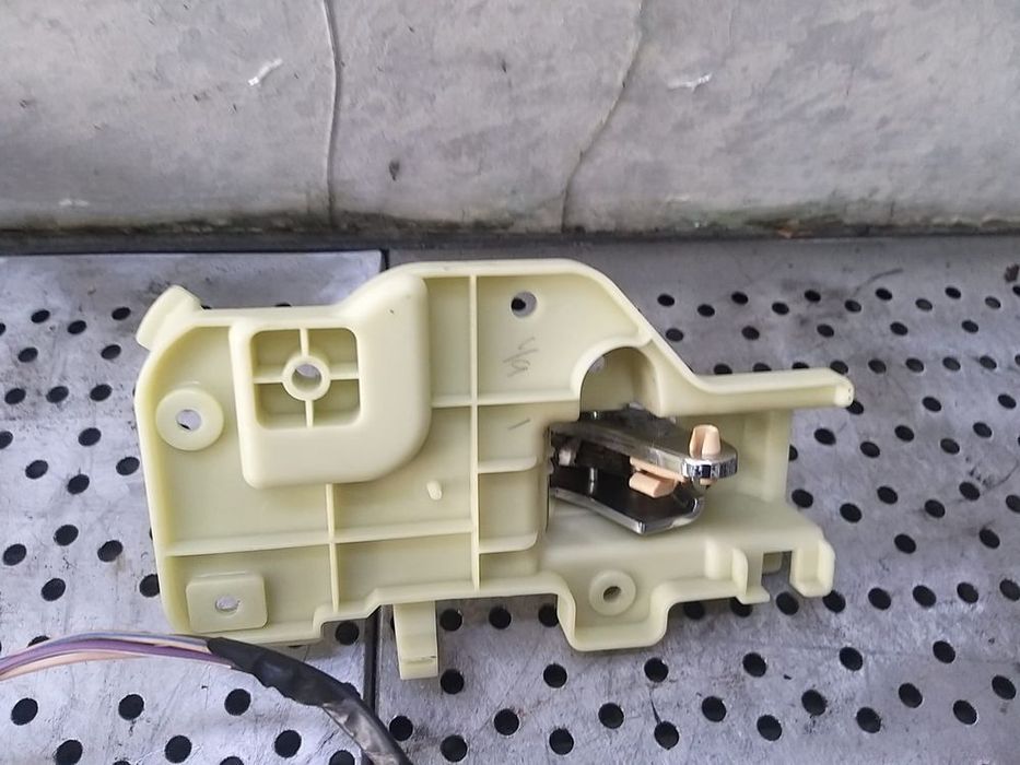 Maner interior usa dreapta fata jeep compass 1 mk49 186013331 186013341