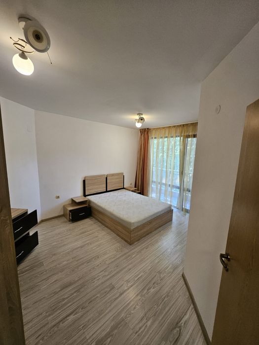 Дава се под наем Двустаен апартамент в Ямбол, Аврен - 62 кв.м за 280.5 € - Снимка #1