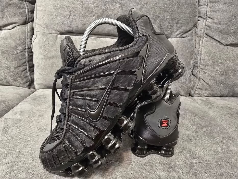 Nike shox nr 43 și 44 preț 400 lei