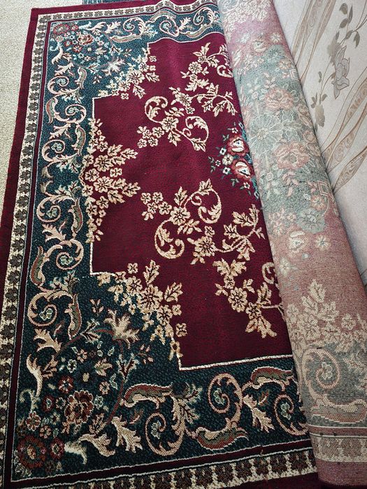 Продаётся  ковёр