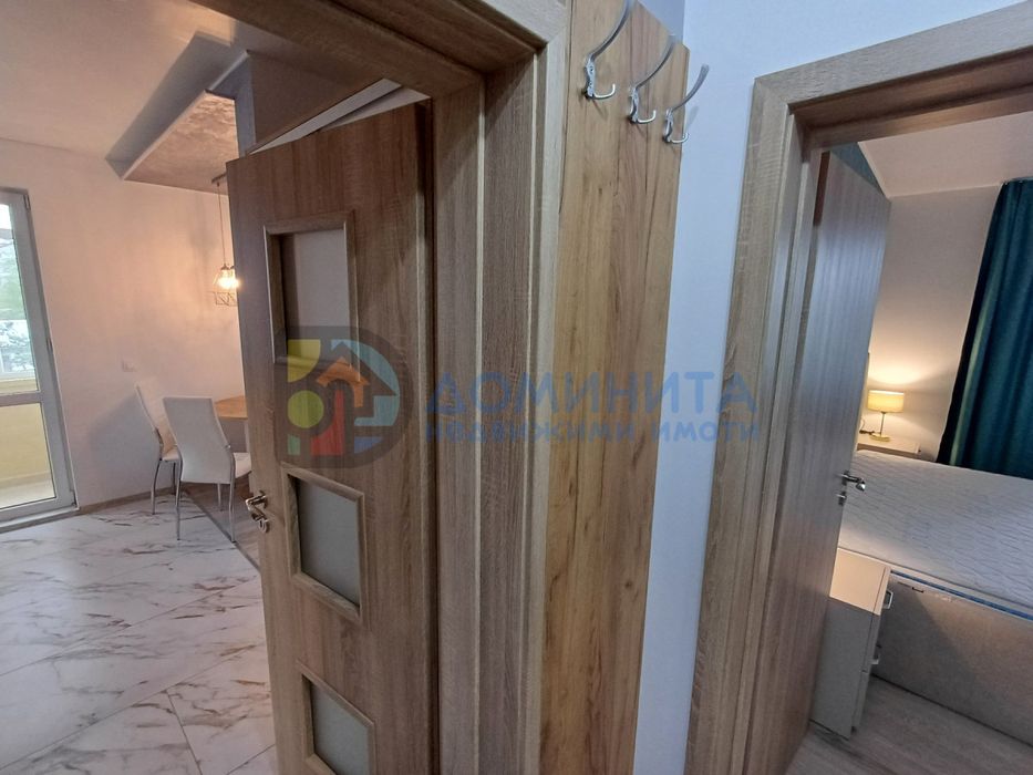 Двустаен апартамент, напълно обзаведен. Луксозно изпълнение