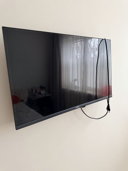 Телевизор YASIN LED 32. 81 диагональ