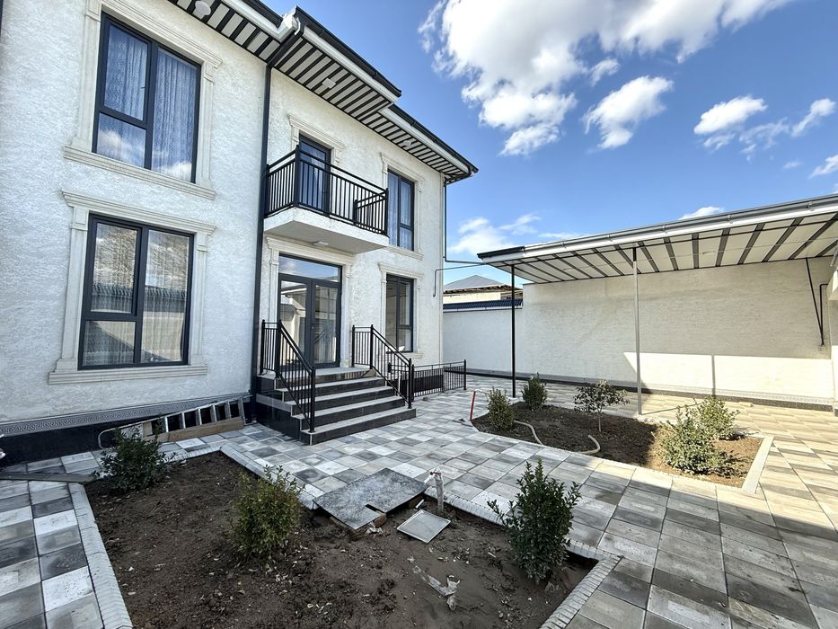 Срочно ЕВРО-ТАУНХАУС Сотилади. Янги 2026. 2,4 соток 2-этаж.Заходи живи