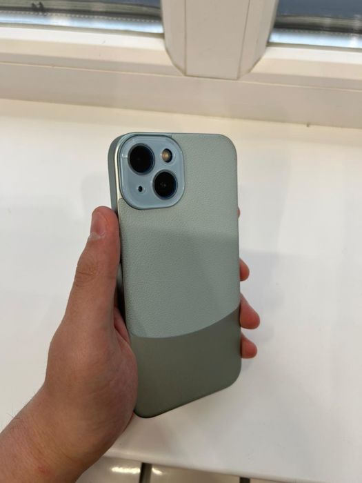 Продам Iphone 13, 128 GB.