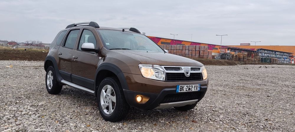 Dacia Duster 1.5 dci 2011 Prestige euro 5 4×2 km:177836km  reali!!!