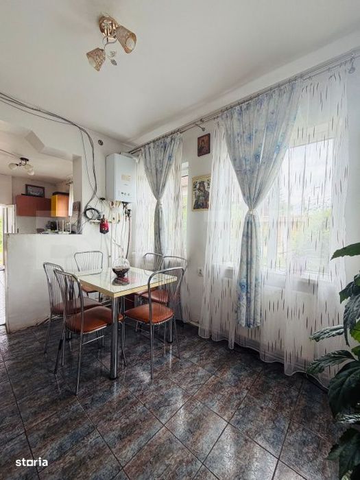 Casa cu 3 camere, 112 mp, 720 teren, zona Micro I