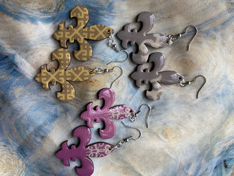 Этно-стильдегі брошка, сырғалар