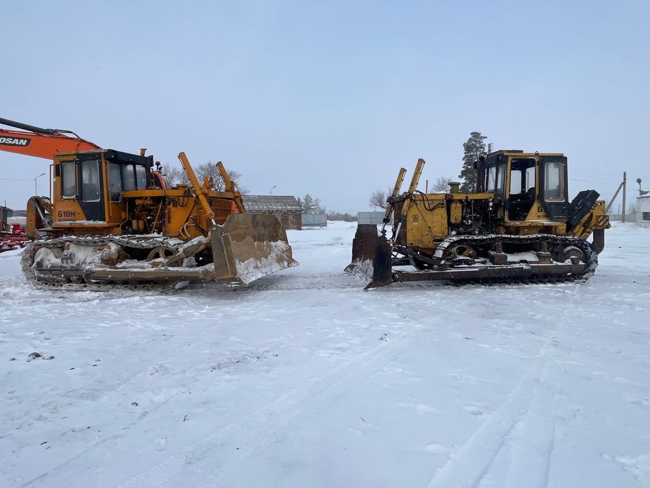 Услуги (Аренда) Гусиничного Бульдозера