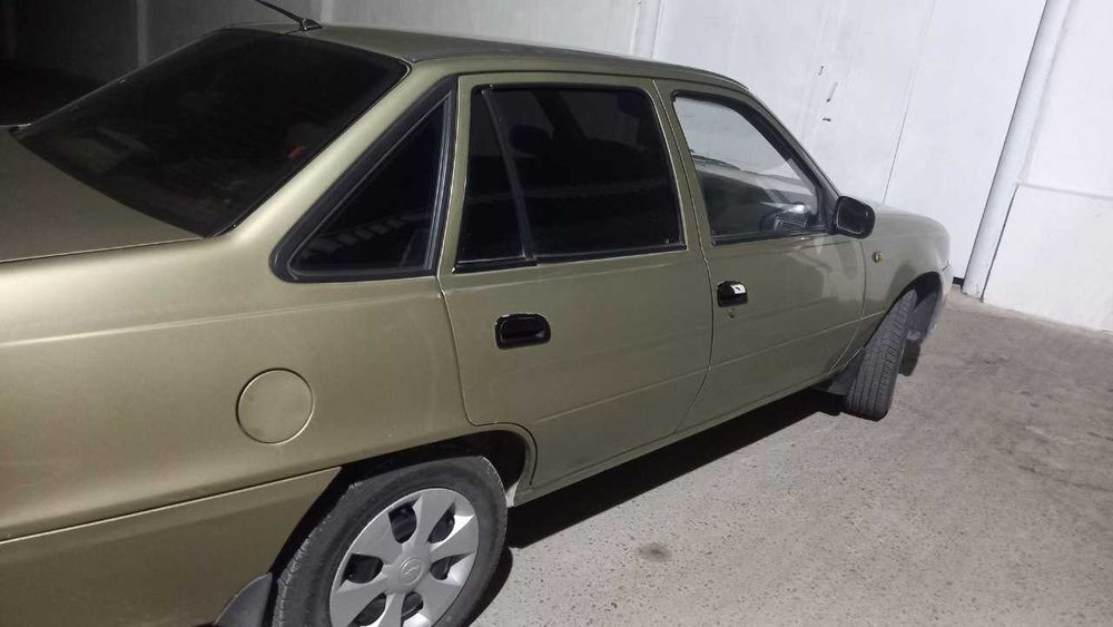 Nexia 2 dons1.6 364 ming 2009 yil