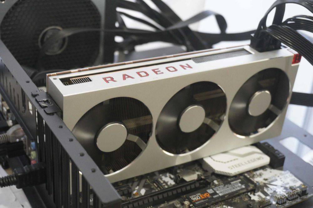 AMD Radeon VII 16GB HBM2 (Vega 2) видеокарта/ вкл. ДДС